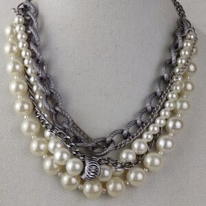 Edgy Layered Chunky Pearl & Silver Chain Statement Choker Necklace